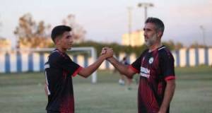 Ata-oğul eyni komandada oynayır Xəbər şəkili