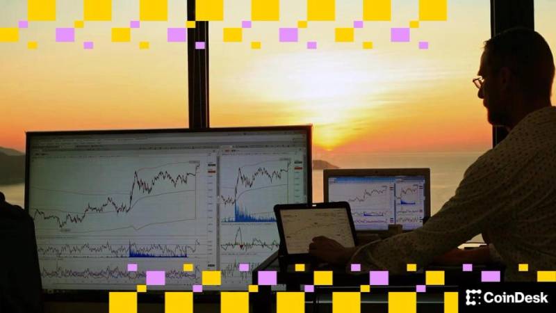 Kriptovalyuta Satışları Fonunda Pərakəndə Investorların Əhvalı Kəskin Pisləşib - BTC, ETH, XRP üçün Qısa Müddətli Dib Siqnalları