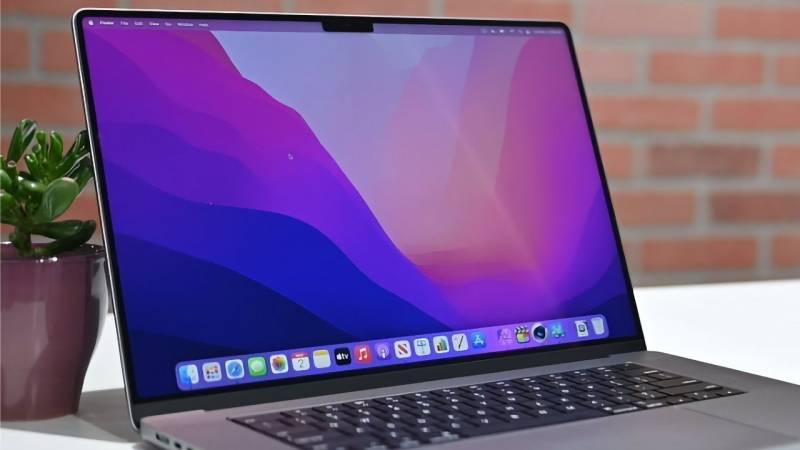 Apple Müştəri Xidməti Təəccübləndirdi: Köhnə Intel MacBook Pulsuz Yeni M5 Modeli ilə Əvəz Olundu