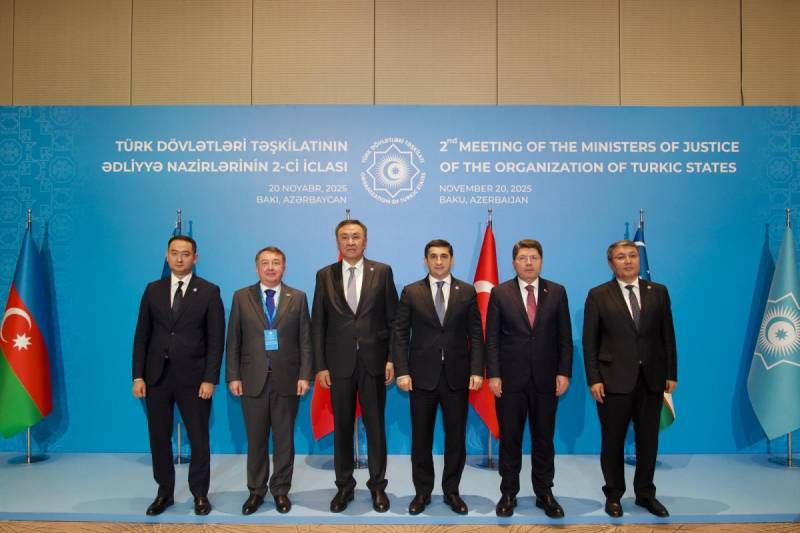 Bakıda TDT-yə üzv ölkələrin ədliyyə nazirlərinin görüşü keçirilib