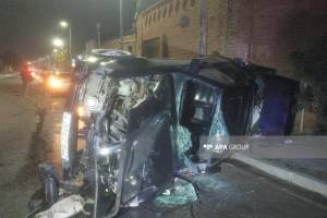 Gəncədə minik avtomobili aşıb, xəsarət alanlar var