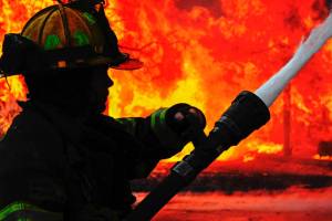 Şəkidə 4 otaqlı evdə yanğın olub