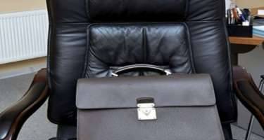 Departament rəisi işdən çıxarıldı