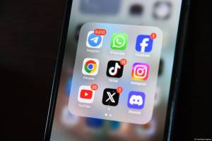 Azərbaycanda ən populyar mobil telefon markaları - SİYAHI Xəbər şəkili