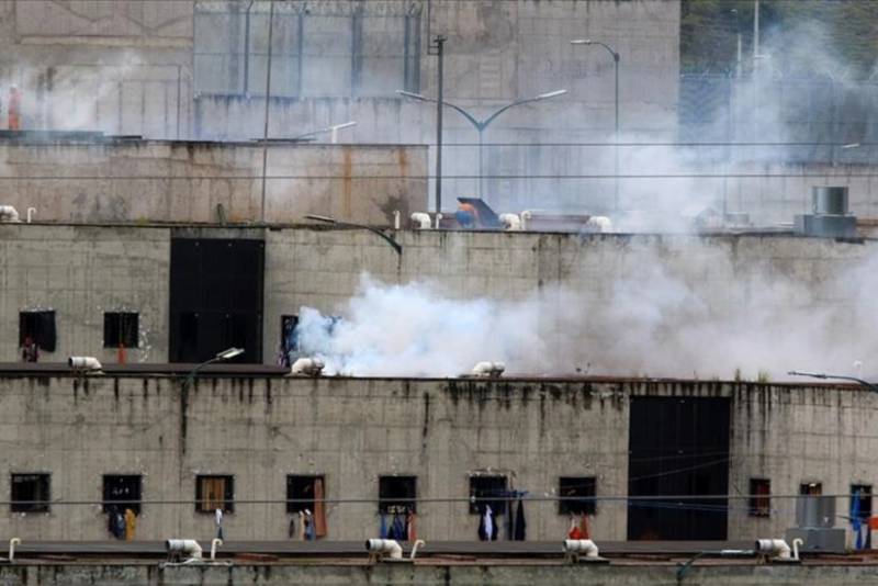 Ekvadorda həbsxanada iğtişaş nəticəsində 30-dan çox məhbus ölüb