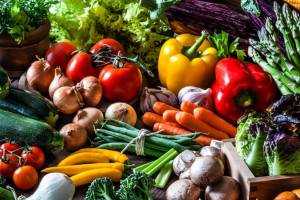 Ölkədə yetişdirilən meyvə-təvəz daxili tələbatı tam ödəyir? - AÇIQLAMA Xəbər şəkili