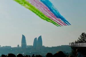 Bakıda Zəfərin beş illiyinə həsr olunan paraddan FOTOREPORTAJ