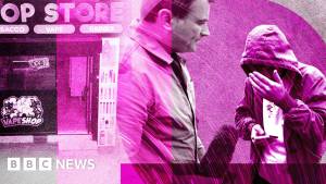 BBC araşdırması: Britaniyada mini-marketləri idarə edən kürd cinayət şəbəkəsi miqrantların qeyri-qanuni işləməsinə necə şərait yaradır? Xəbər şəkili