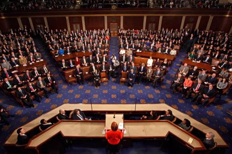 ABŞ Nümayəndələr Palatası Jeffrey Epstein-in Sirli Sənədlərinin Açıqlanması Qanununu Qəbul Etdi