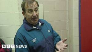 Rekordçu Futbol Məşqçisi Roli Hovard 90 Yaşında Vəfat Etdi Xəbər şəkili