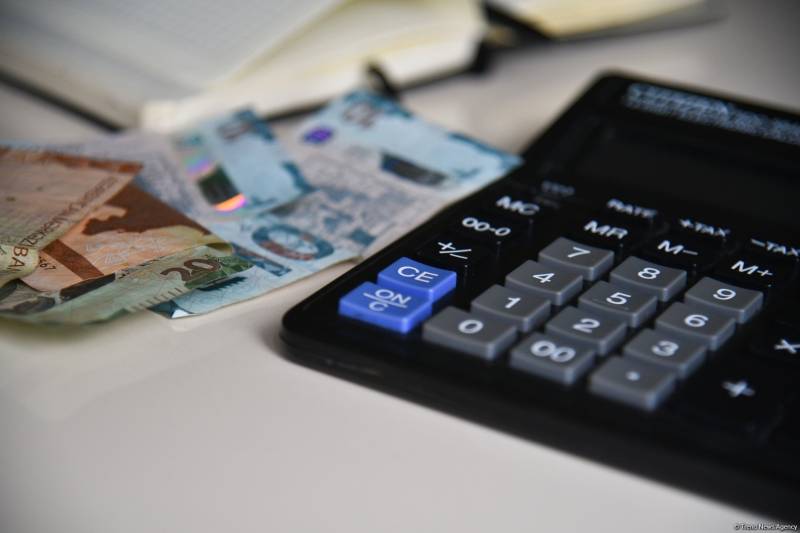 Müdafiə Nazirliyinin hərbi qulluqçularının aylıq vəzifə maaşlarının məbləğlərinə dəyişiklik edilib