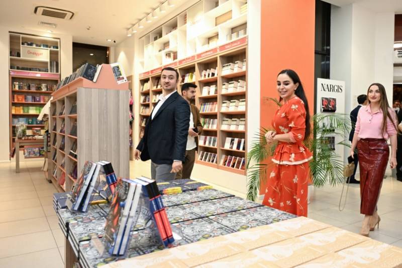 "Azərbaycan dilini öyrənirik" kitabının təqdimat mərasimi olub