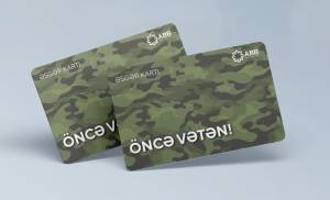 Azərbaycanda əsgərlərə maaşlar kartla verilir - RƏSMİ Xəbər şəkili