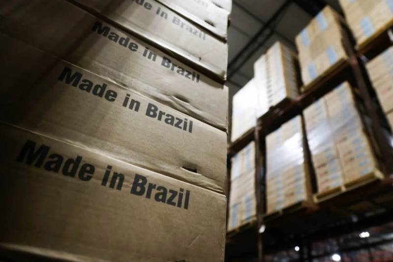 ABŞ Braziliya məhsullarına 40 faizlik rusumu qüvvədə saxlayıb