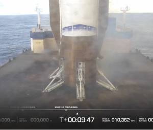 Blue Origin New Glenn Raketinin Gücləndiricisini Atlantik Okeanında Uğurla Endirdi: İkinci Cəhddə Tarixi Uçuş