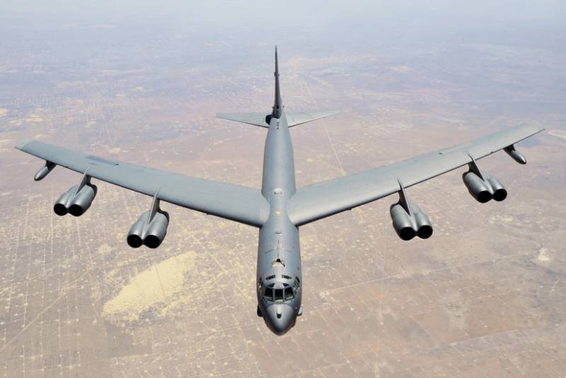Pentaqon Avropaya B-52H strateji bombardmançı təyyarələri göndərib