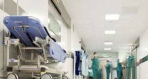 Azərbaycanda hamilə qadın xəstəxanada öldü