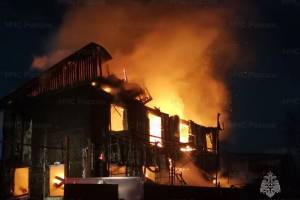 Surqutda yanğın baş verib, dördü uşaq olmaqla, yeddi nəfər ölüb Xəbər şəkili