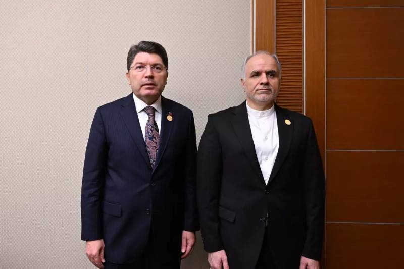 Ədliyyə Naziri Yılmaz Tunç İranda Həmkarı ilə Əməkdaşlığı Gücləndirdi