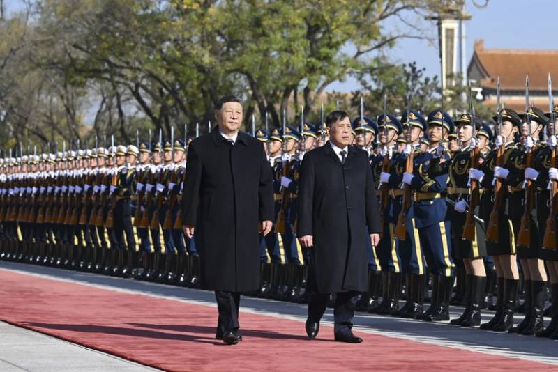 Si Cinpin: Çin Tailandla strateji əlaqələri gücləndirməyə hazırdır - YENİLƏNİB