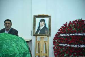 Roza Cəlilova ilə vida mərasimi keçirilir (FOTO)
