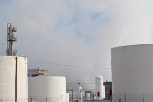 ABŞ-də neft emalı zavodunda partlayış baş verib Xəbər şəkili