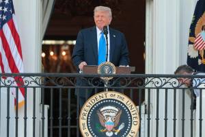 KİV: Tramp Si Cinpinlə danışdıqdan sonra Tokionu təmkinli olmağa çağırıb Xəbər şəkili