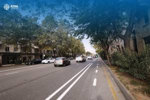 Paytaxtın bu prospektində mikromobillik zolağı təşkil edilir