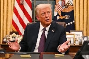 Tramp ABŞ-də narkotik qaçaqmalçılığının qarşısını almaq üçün Meksikaya zərbə endirməyi məqbul sayır Xəbər şəkili