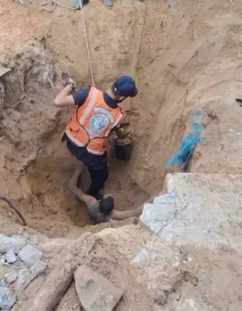 Qəzzanın Şimalında Su Quyusu Qazarkən Torpaq Sürüşməsi Nəticəsində Qalan Şəxs Uğurla Xilas Edildi