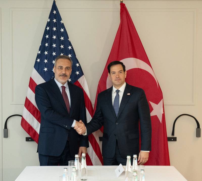 Marko Rubio ilə Hakan Fidan Yaxın Şərq və Ukrayna məsələlərini müzakirə ediblər