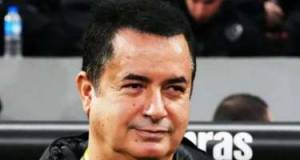 Məşhur müğənni “Survivor-2026”da - FOTO