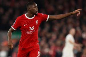 "Liverpul" klubu futbolçusunun qarşısına şərt qoyub