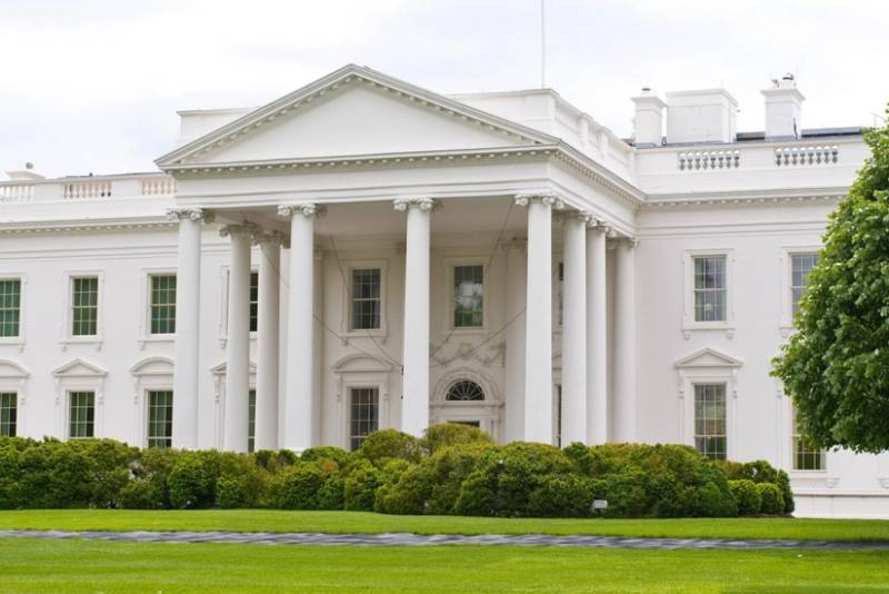 Ağ Ev Ali Məhkəmənin tarifləri ləğv edəcəyi təqdirdə ehtiyat planlar hazırlayır