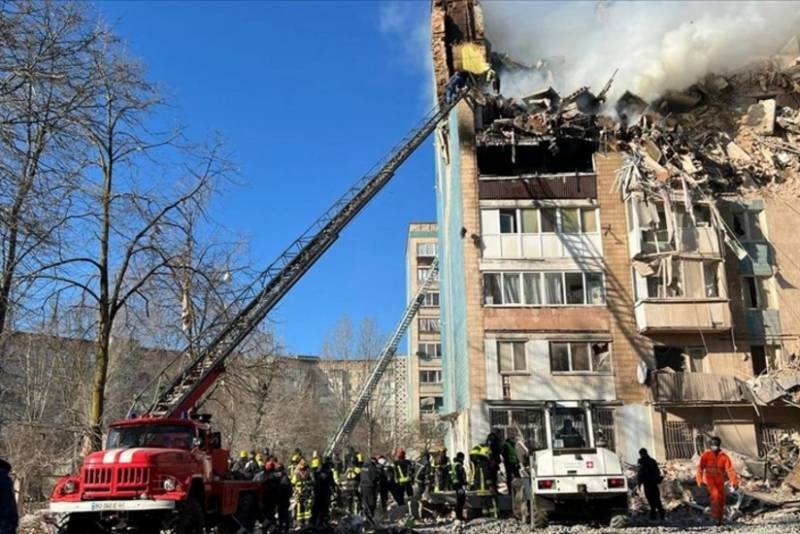 Rusiya ordusunun Ternopola hücumu nəticəsində ölənlərin sayı 33-ə çatıb