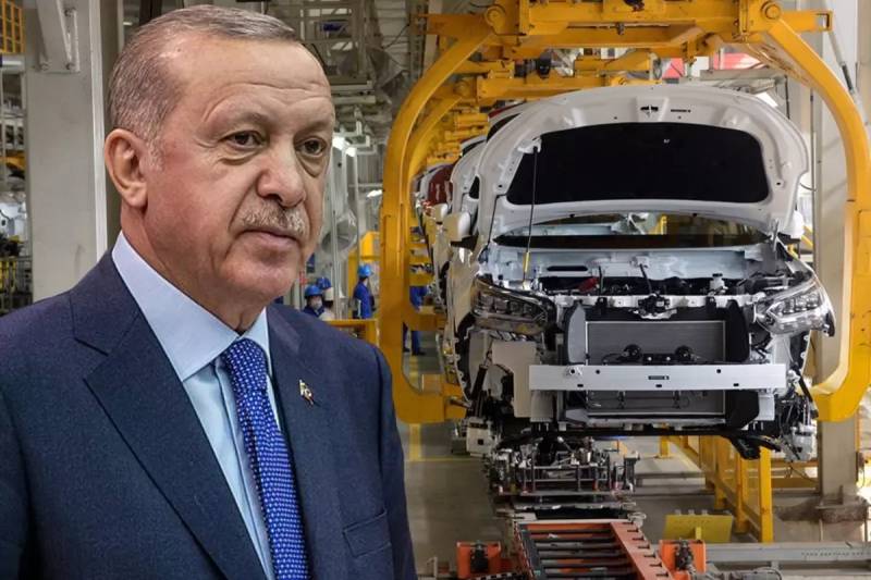 Prezident Ərdoğan Açıqladı: TOGG-dan Sonra Türkiyədə İkinci 100% Elektrikli Avtomobil İstehsal Olunacaq - Hyundai İzmitdə Başlayır Xəbər şəkili