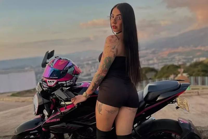 Kolumbiyada "Bikegirl" Ləqəbli Məşhur Motosiklet Fenomeni Dəhşətli Qəzada Həlak Oldu Xəbər şəkili