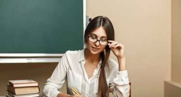 Bu siniflərdə yeni müəllim modeli tətbiq oluna bilər