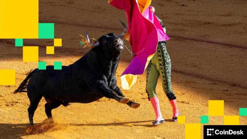 Bitkoin Bazarının Diqqət Mərkəzi: Fed-in Faiz Endirimi Ümidlərinə Rəğmən ABŞ 10 İllik İstiqraz Gəlirliliyi Sabit Qalır