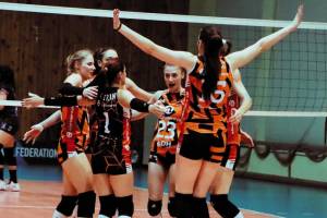 Qadın voleybolçular arasında Azərbaycan Yüksək Liqasında "DH Volley" "Gənclər" komandasına qalib gəlib Xəbər şəkili