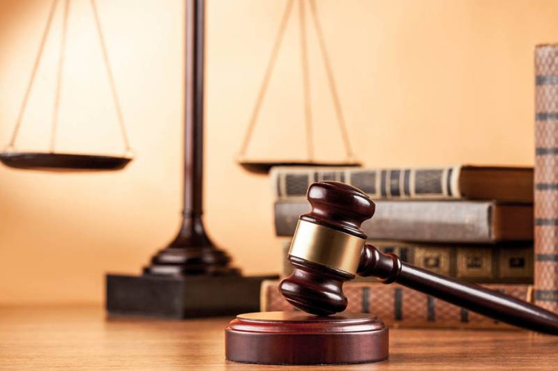 Neftçalada qayınatası və arvadını öldürməyə cəhd edən şəxsə hökm oxunub