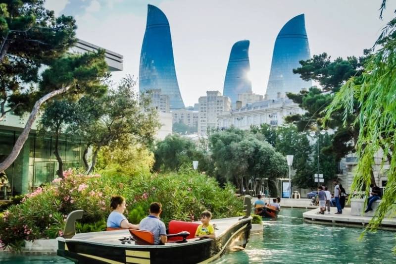 Azərbaycana Yaxın Şərqdən turist axını 9 % artıb