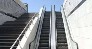 ​Bakıda eskalator qırıldı - Yaralılar var