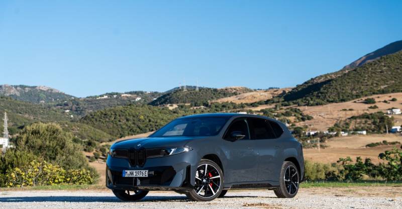 BMW iX3: "Neue Klasse" Platformasının Prototipi İlə İlk Təcrübə