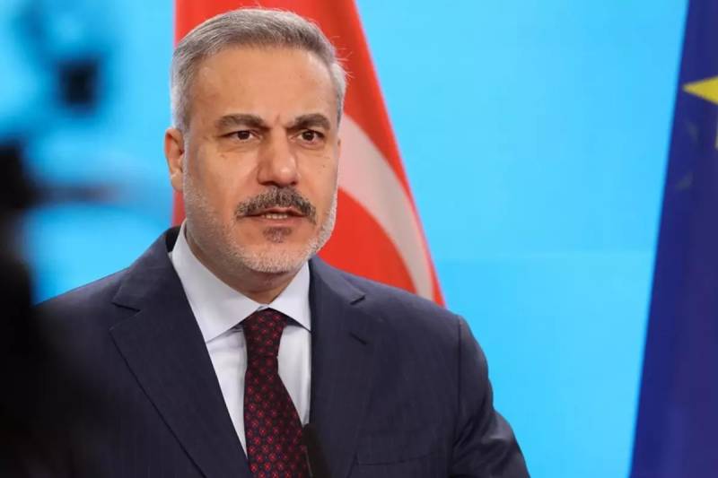 Ukraynanın Rus Tankerlərinə Hücumundan Sonra Türkiyə Hərəkətə Keçdi: Qara Dənizdə Münaqişə İstenilmir