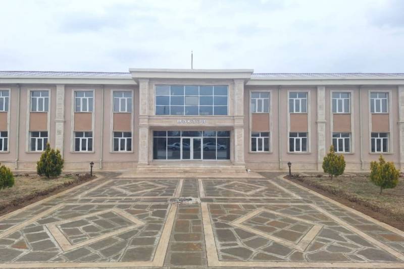 Naxçıvanda işdən çıxarılan məktəb direktoru vəzifəsinə bərpa edilib