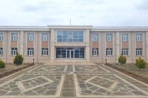 Naxçıvanda işdən çıxarılan məktəb direktoru vəzifəsinə bərpa edilib Xəbər şəkili