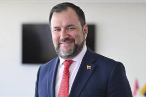 Venesuela öz hava məkanı üzərində tam suverenliyə malik olduğunu bəyan edib Xəbər şəkili