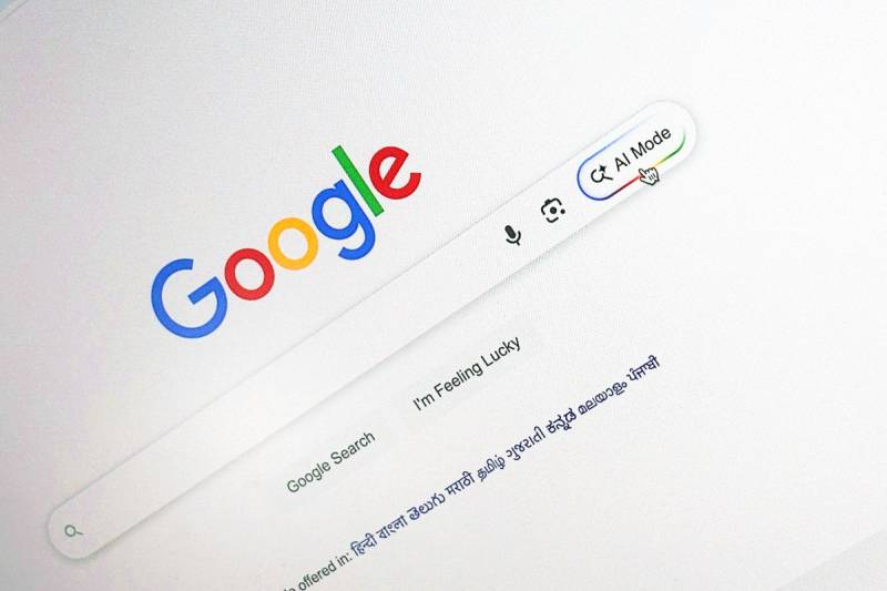 Google Axtarışda Süni İntellekt (AI) Funksiyalarını Birləşdirir: Rəqabət Güclənir