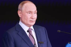 Putin: Rusiya - ABŞ iqtisadi əlaqələrinin bərpası qarşılıqlı fayda verəcək